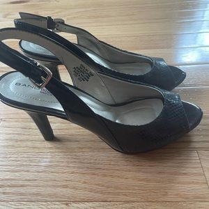 Bandolino open toe shoes